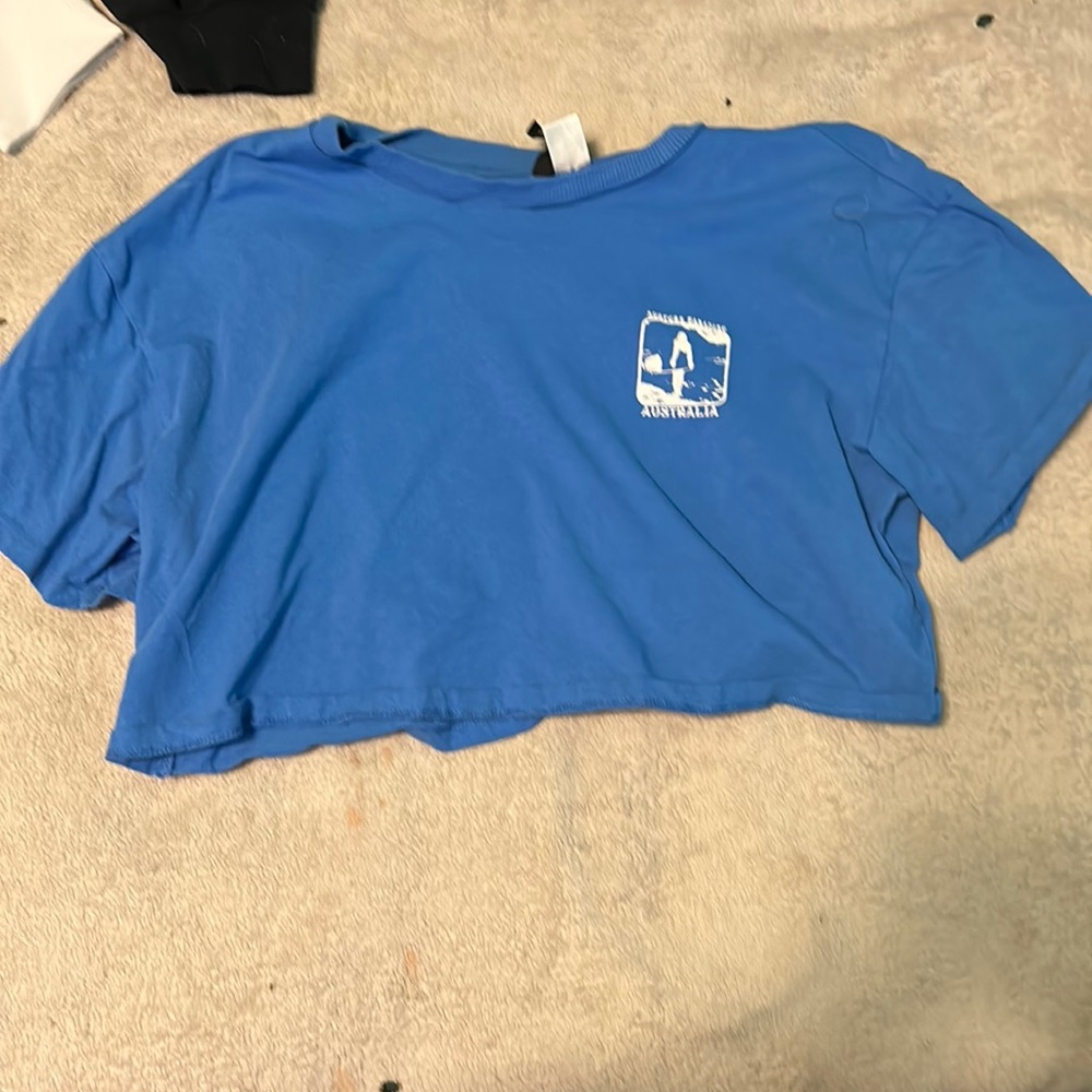 Decided H&M surfers paradise Australia crop top